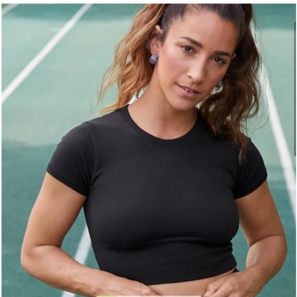 Aerie Off white Short Sleeve Tee